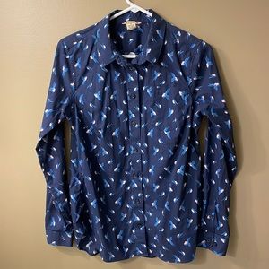 Duluth trading company button down. Excellent used condition.